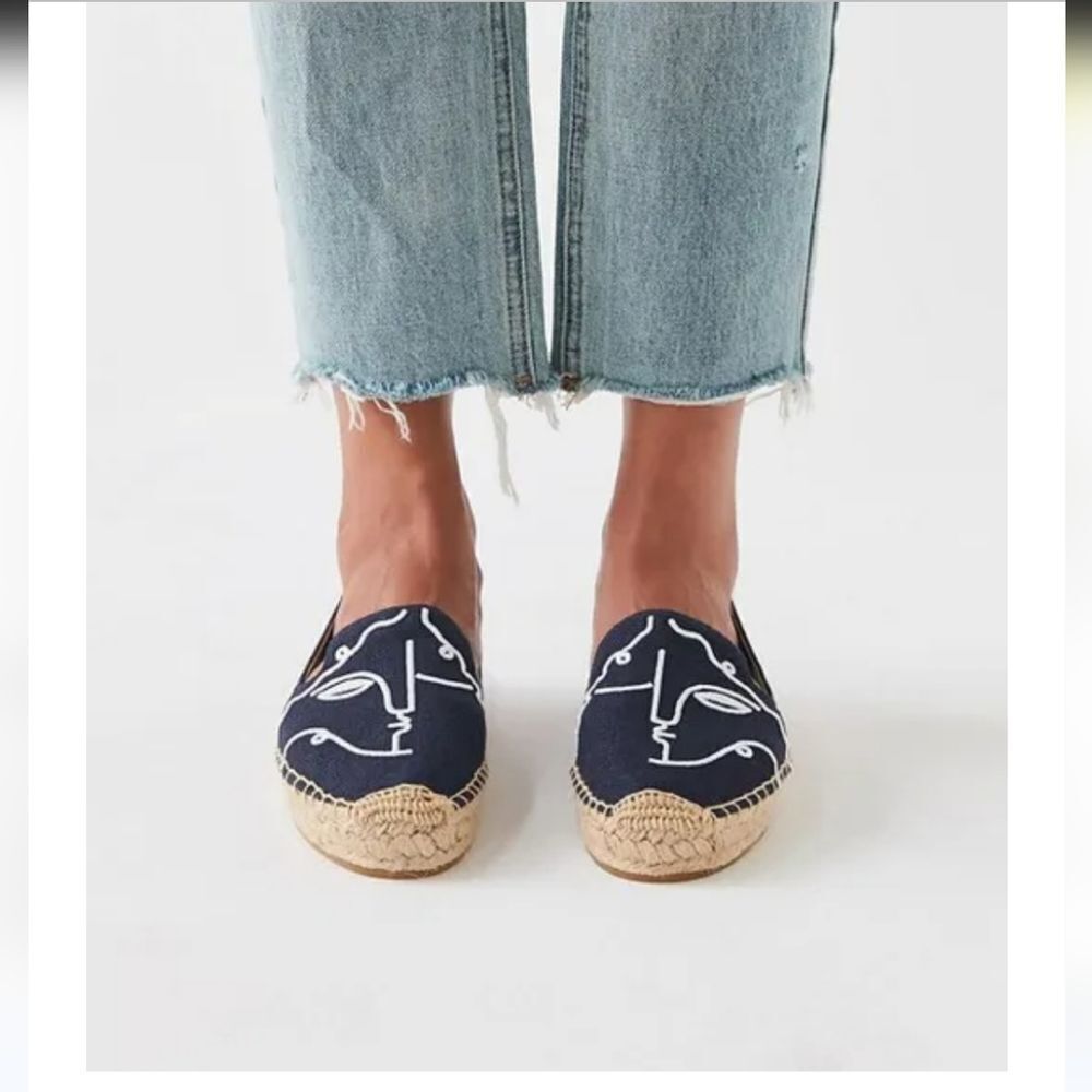 Soludos Espadrilles Visage Embroidered Smoking Slippers  Size 6